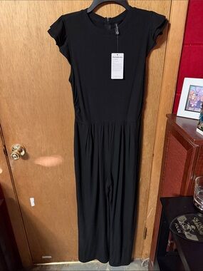 Black Women's Short Sleeve Jumpsuit